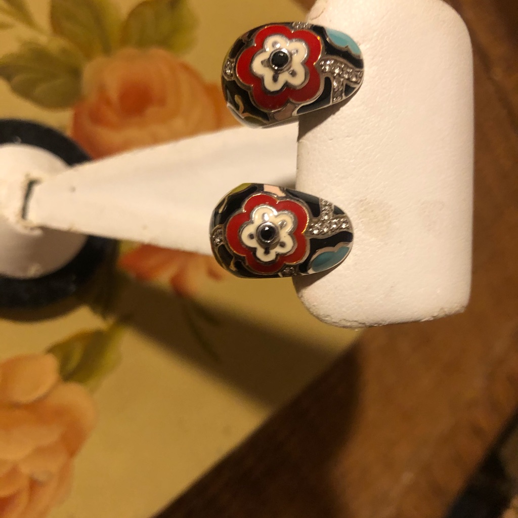 Earrings 925 Sterling Silver.